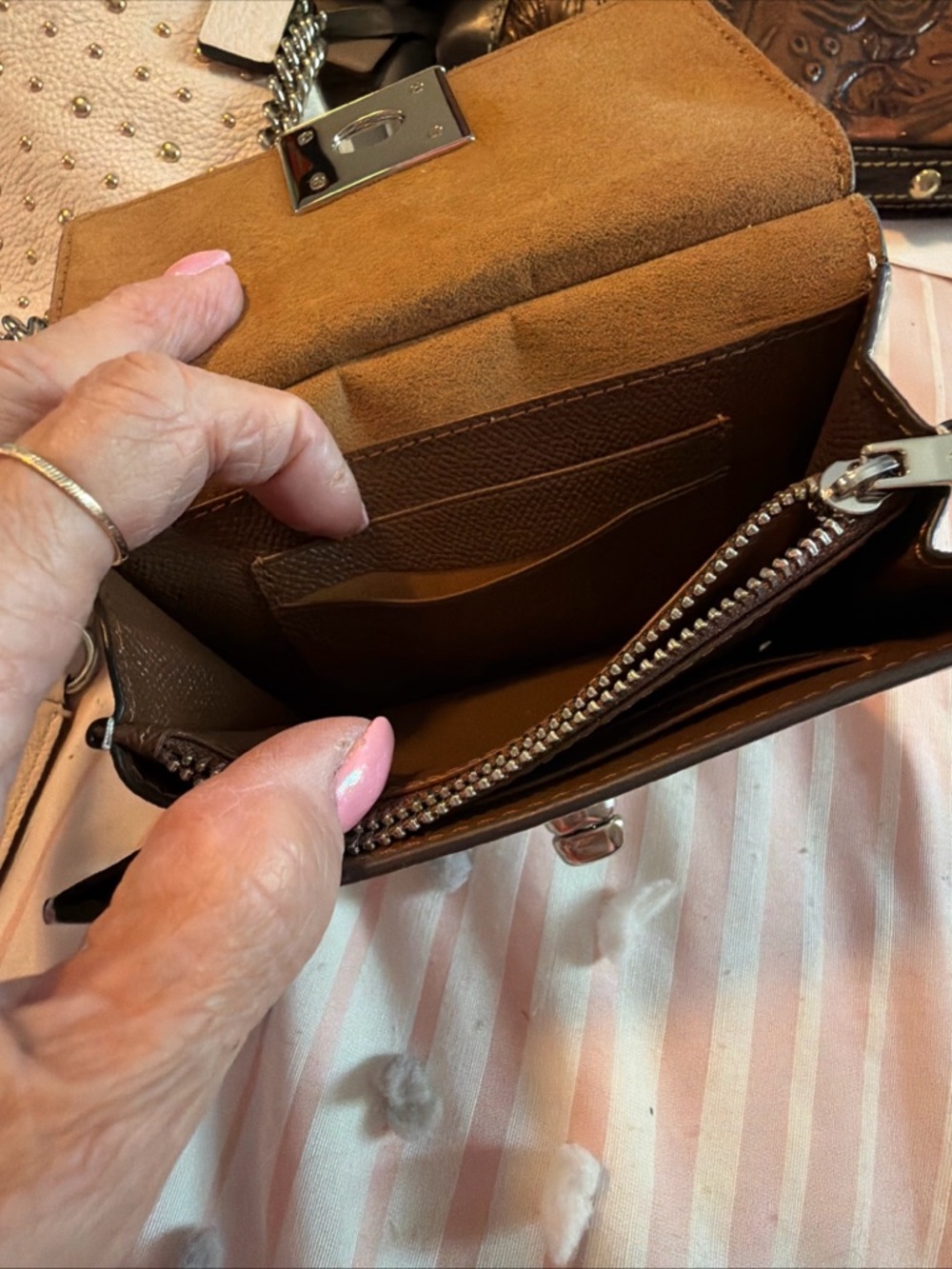 Bundle! Coach Ivory Studded Leather Shoulder Bag WITH  Matching Wallet - Picture 13 of 14